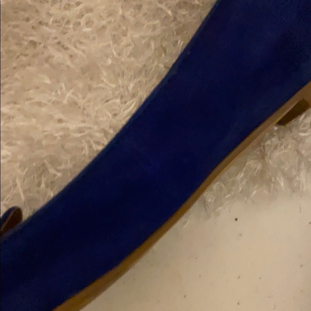 Flat - Picture 2 of 4